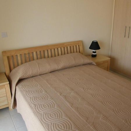 Kronos Holiday Apartments Paralimni Ruang foto