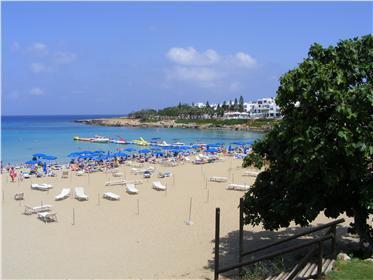 Kronos Holiday Apartments Paralimni Bagian luar foto